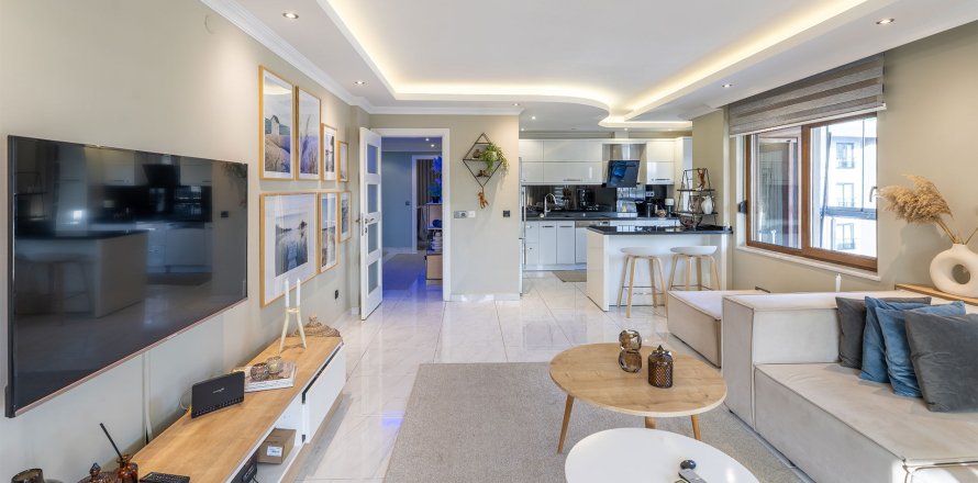 4+1 Apartment  in Oba, Antalya, Turkey No. 219902