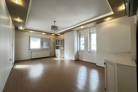 آپارتمان در  Alanya ، ترکیه 4 خوابه ، 200 متر مربع.  شماره 219901 - 1