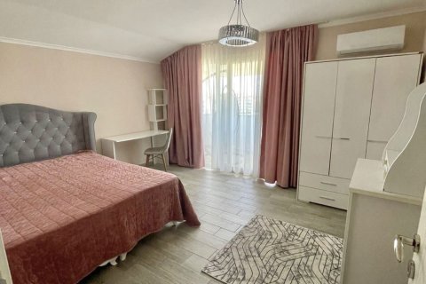 آپارتمان در  Kestel ، ترکیه 4 خوابه ، 280 متر مربع.  شماره 219899 - 7