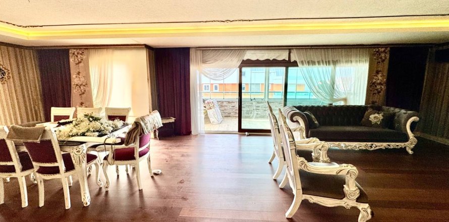 5+1 Wohnung  in Mahmutlar, Antalya, Türkei Nr. 218206