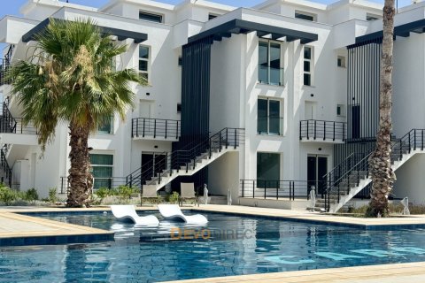 3+1 Lägenhet  i Kucukerenkoy, Girne,  Nr. 225643 - 4