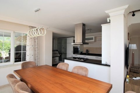 Villa for sale  in Tepe, Alanya, Antalya, Turkey, 4 bedrooms, 270.0m2, No. 213573 – photo 11