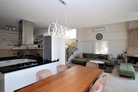 Villa for sale  in Tepe, Alanya, Antalya, Turkey, 4 bedrooms, 270.0m2, No. 213573 – photo 12