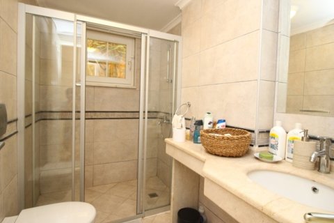 Villa for sale  in Tepe, Alanya, Antalya, Turkey, 4 bedrooms, 270.0m2, No. 213573 – photo 13