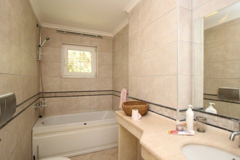 Villa for sale  in Tepe, Alanya, Antalya, Turkey, 4 bedrooms, 270.0m2, No. 213573 – photo 24