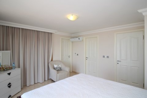 Villa for sale  in Tepe, Alanya, Antalya, Turkey, 4 bedrooms, 270.0m2, No. 213573 – photo 28