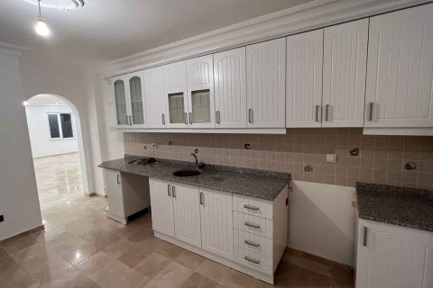 Villa for sale  in Tepe, Alanya, Antalya, Turkey, 3 bedrooms, 220.0m2, No. 213572 – photo 23