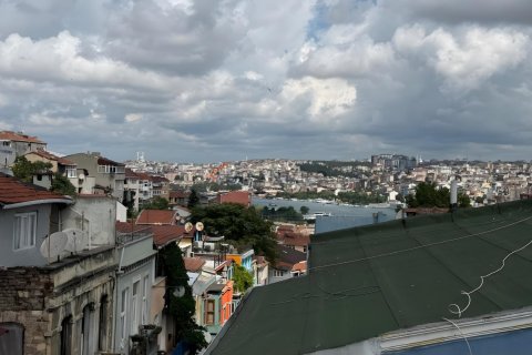 Apartment for sale in Fatih, Istanbul, Turkey, 2 bedrooms, 200m2, No. 237760 – photo 2