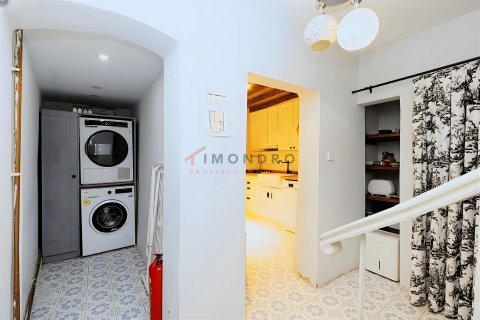 Apartment for sale in Fatih, Istanbul, Turkey, 1 bedroom, 130m2, No. 237762 – photo 21