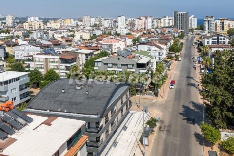 Продажа квартиры  в Анталье, Турция 1+1, 60м2, №215435 – фото 3