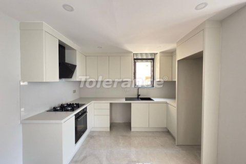 Продажа квартиры  в Анталье, Турция 1+1, 60м2, №215435 – фото 12