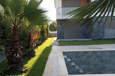 Продажа виллы  в Белеке, Анталье, Турция 5+1, 300м2, №232637 – фото 11