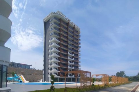 1+1 Apartment in Mahmutlar, Antalya, Turkey No. 231104