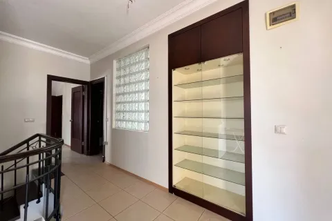 آپارتمان در  Mugla ، ترکیه 4 خوابه ، 280 متر مربع.  شماره 223512 - 18