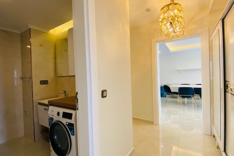 آپارتمان در  Mahmutlar ، ترکیه 2 خوابه ، 100 متر مربع.  شماره 215992 - 2