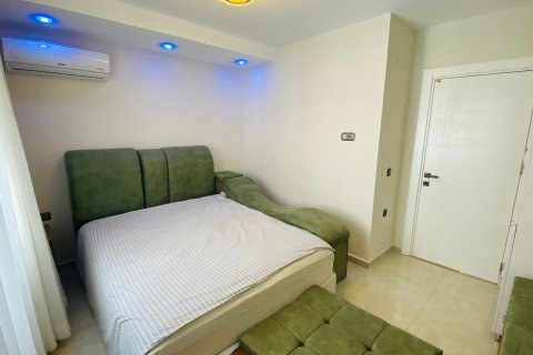 آپارتمان در  Mahmutlar ، ترکیه 2 خوابه ، 100 متر مربع.  شماره 215992 - 19