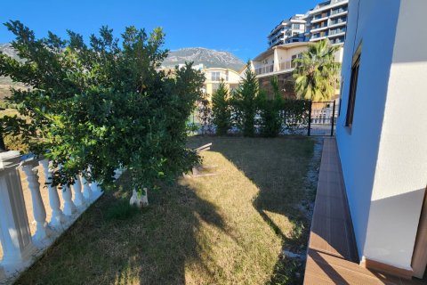 Villa for sale  in Alanya, Antalya, Turkey, 3 bedrooms, 295m2, No. 217799 – photo 14