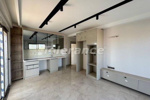 Daire  1+1  Antalya, Türkiye №222320