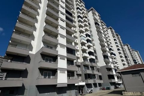 3+1 Apartment  in Mersin, Turkey No. 230481