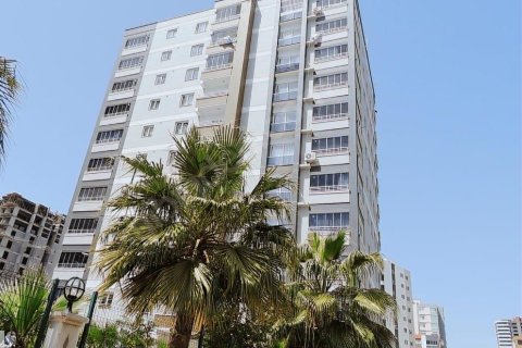 3+1 Apartment  in Mersin, Turkey No. 230482