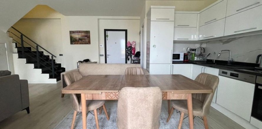 آپارتمان در  Antalya ، ترکیه 2 خوابه ، 130 متر مربع.  شماره 222639