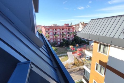 آپارتمان در  Antalya ، ترکیه 4 خوابه ، 136 متر مربع.  شماره 222637 - 19