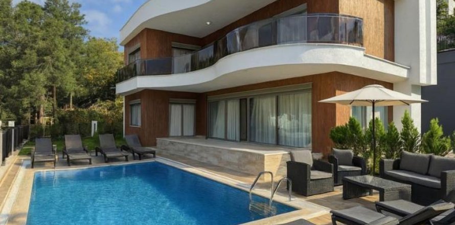 Villa  i Oba, Antalya, Tyrkiet Nr. 222220