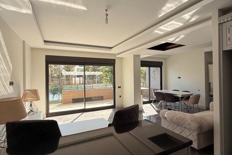 Продажа квартиры в Махмутларе, Анталье, Турция 4+1, 172м2, №227475 – фото 8