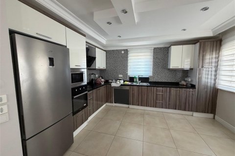 ویلا در Avsallar ، ترکیه 4 خوابه ، 280 متر مربع. شماره 227473 - 3