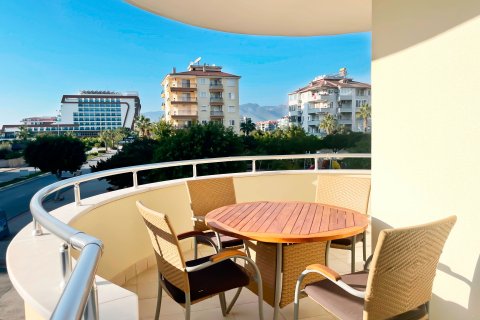 آپارتمان در  Mahmutlar ، ترکیه 2 خوابه ، 110 متر مربع.  شماره 218273 - 11