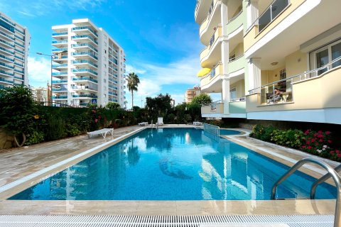 آپارتمان در  Mahmutlar ، ترکیه 2 خوابه ، 110 متر مربع.  شماره 218273 - 15