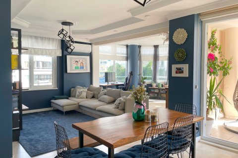 2+1 Apartment  in Alanya, Antalya, Turkey No. 218274