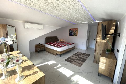 Apartment for sale  in Kestel, Antalya, Turkey, 3 bedrooms, 200m2, No. 218272 – photo 8