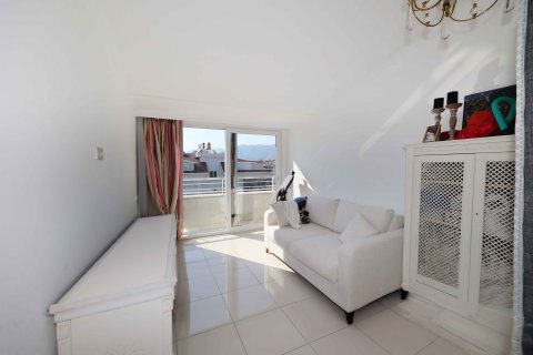 Продажа квартиры  в Кестеле, Анталье, Турция 3+1, 225м2, №232232 – фото 12