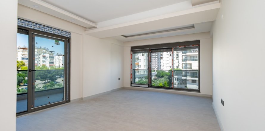 2+1 Leilighet  i Antalya, Tyrkia Nr. 215639
