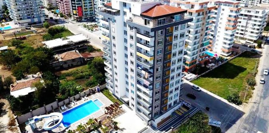 2+1 Apartment in Mahmutlar, Antalya, Turkey No. 217787