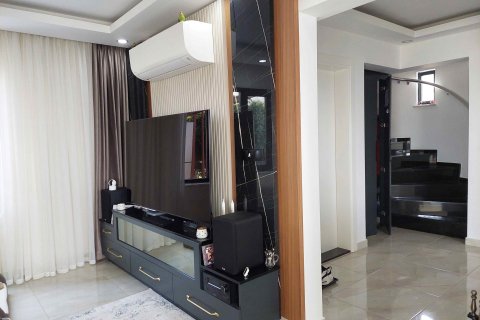 3+1 Villa  i Mahmutlar, Antalya, Tyrkia Nr. 217789 - 11