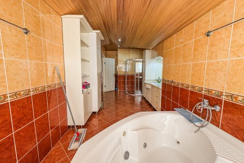 Продажа квартиры  в Махмутларе, Анталье, Турция 3+2, 300м2, №224537 – фото 10