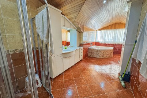 Продажа квартиры  в Махмутларе, Анталье, Турция 3+2, 300м2, №224537 – фото 9