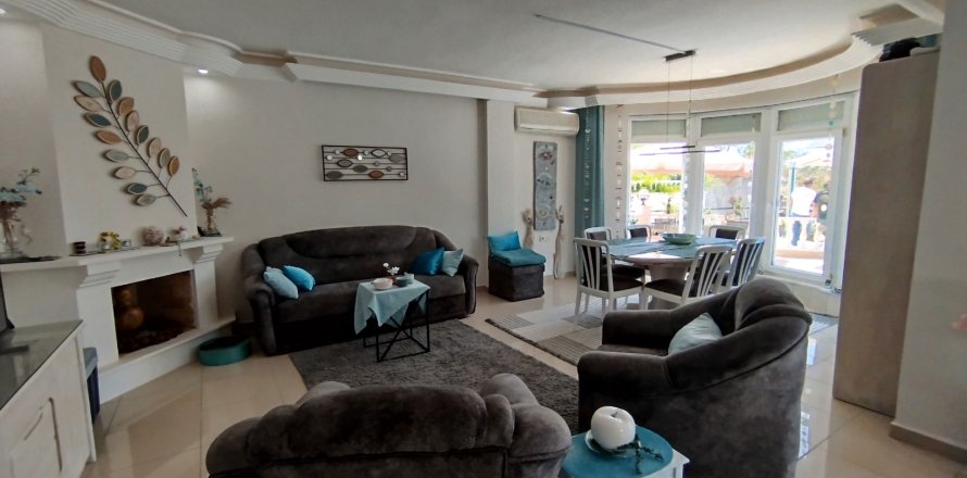 Вилла  4+1 в Аланье, Анталья, Турция №217575