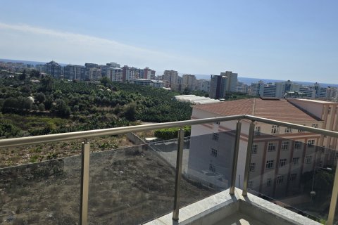 2+1 Wohnung  in Mahmutlar, Antalya, Türkei Nr. 217574