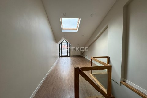 Аренда квартиры в Стамбуле, Турция 1+1, 95м2, №215112 – фото 17