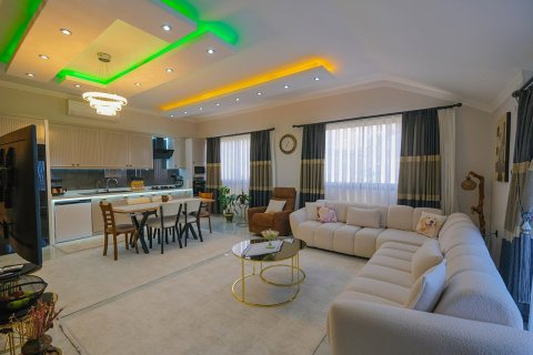 4+1 Lejlighed  i Mahmutlar, Antalya, Tyrkiet Nr. 225433