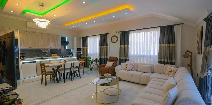 4+1 Lejlighed i Mahmutlar, Antalya, Tyrkiet Nr. 225433