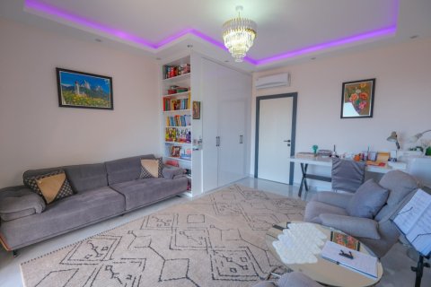 4+1 Lejlighed i Mahmutlar, Antalya, Tyrkiet Nr. 225433 - 25