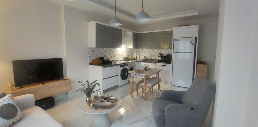 Квартира  1-х ком. в Махмутларе, Анталья, Турция №225040
