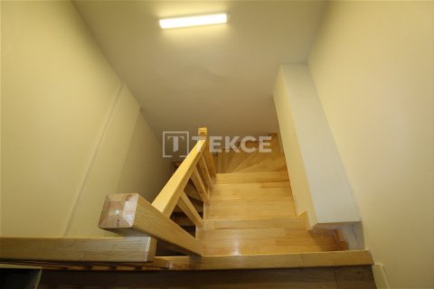 Аренда квартиры  в Стамбуле, Турция 2+1, 127м2, №213539 – фото 14