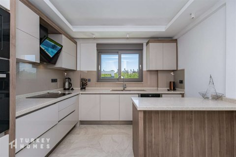 Продажа виллы  в Белеке, Анталье, Турция 4+1, 300м2, №232712 – фото 13