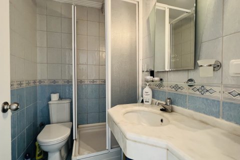 آپارتمان در Kemer ، ترکیه 2 خوابه ، 120 متر مربع. شماره 215685 - 21