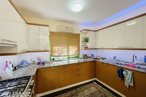Продажа виллы  в Аланье, Анталье, Турция 4+1, 250м2, №233684 – фото 6